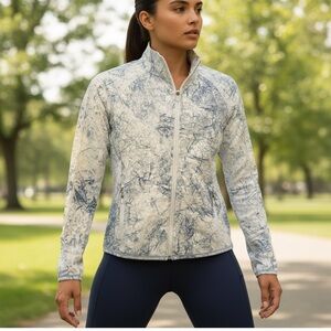 NWT Lululemon Ebb to Train jacket